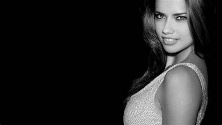 5120x2880 Resolution Adriana Lima Sexy Bikini HD Pics 5K Wallpaper Wallpapers Den