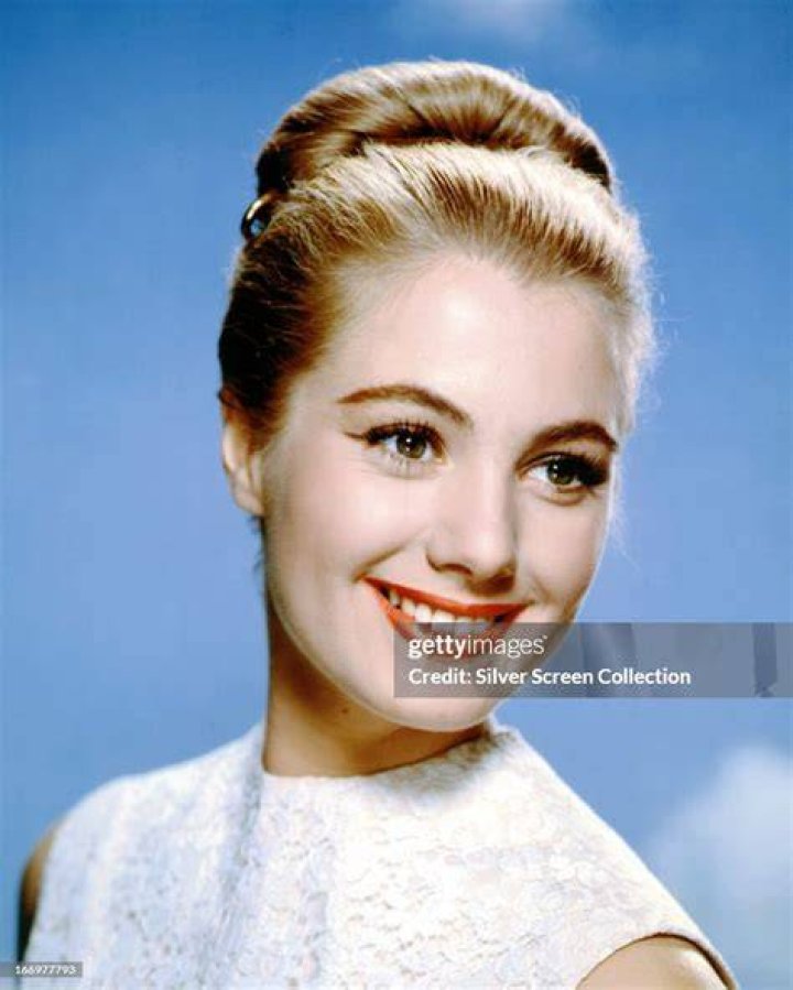 Actress and singer Shirley Jones poses for a portrait circa 1955 in Los Angeles, California. | Source: Getty Images