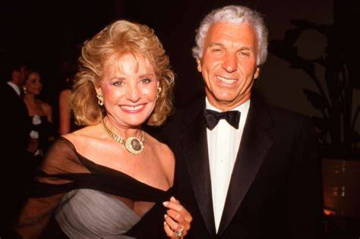 Barbara Walters and Merv Adelson circa 1988 in New York City. | Source: Getty Images