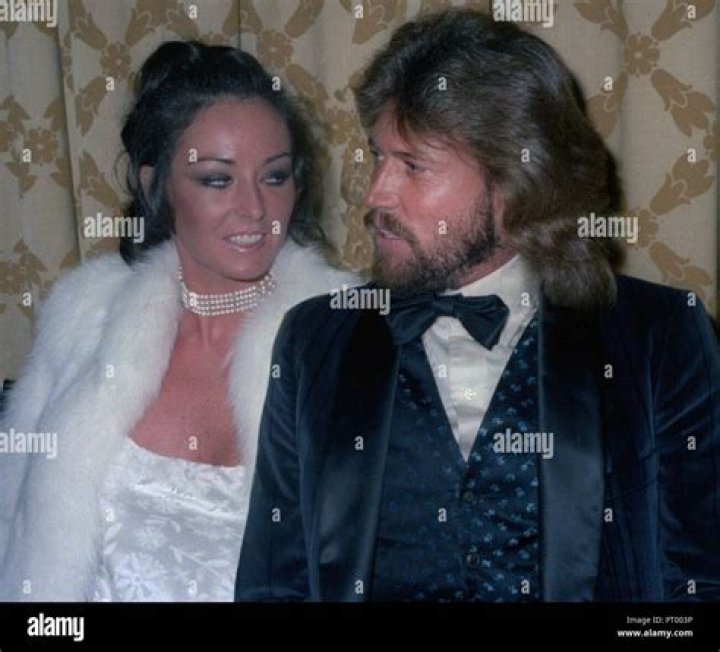 Barry Gibb and Linda Gibb attend day 11 of Wimbledon 2017 on July 14, 2017 in London, England | Source: Getty Images