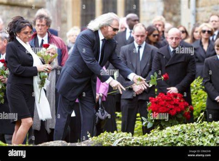 Barry Gibb The funeral of Robin Gibb held in his home town of Thame Oxfordshire, England 08.06