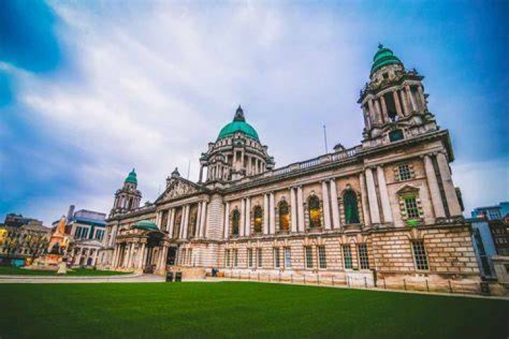 Belfast's Frampton is aiming to become Ireland's first three-weight world champ