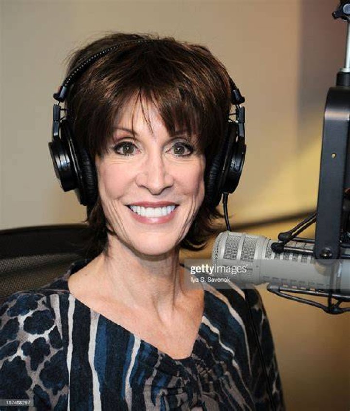 Deana Martin guest DJs on Siriusly Sinatra in the SiriusXM studio on December 3, 2012 in New York City. | Source: Getty Images
