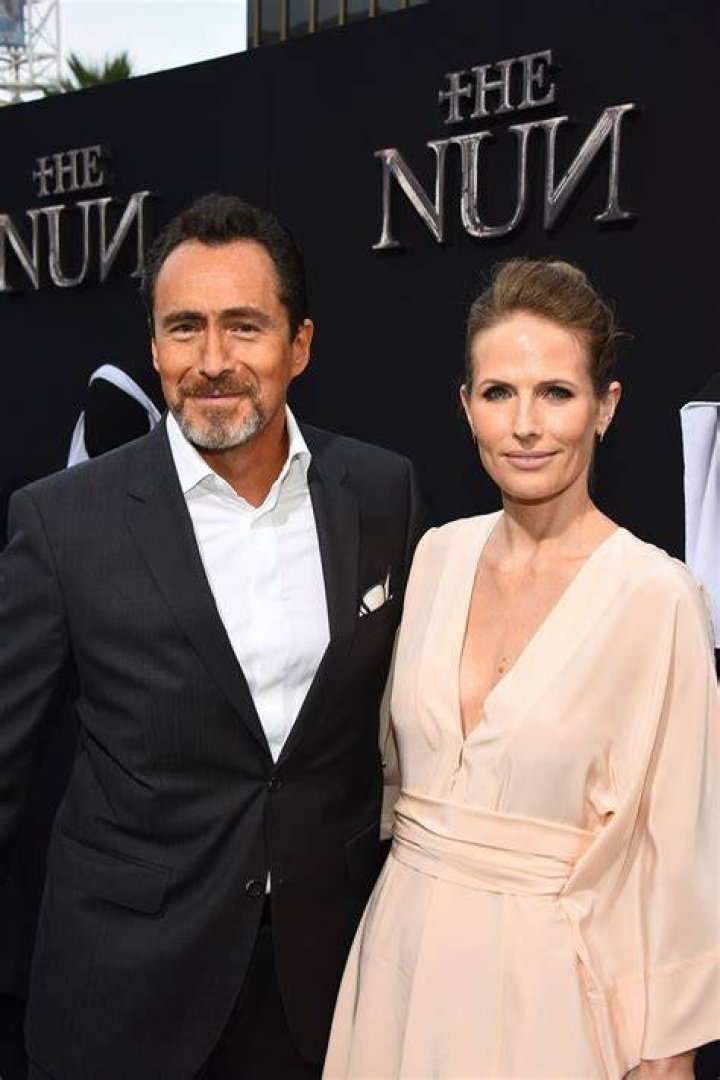 Demián Bichir and Stefanie Sherk | Photo: Getty Images