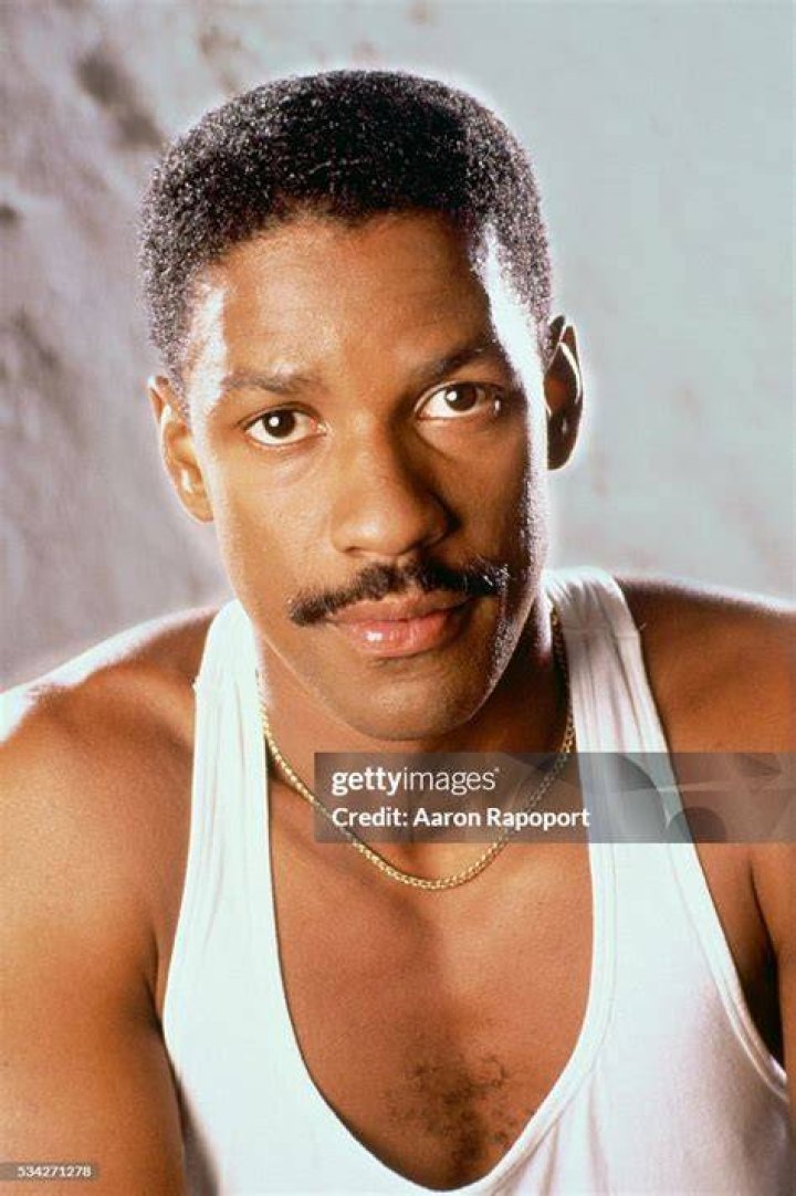 Denzel Washington wears tank top | Source: Getty Images