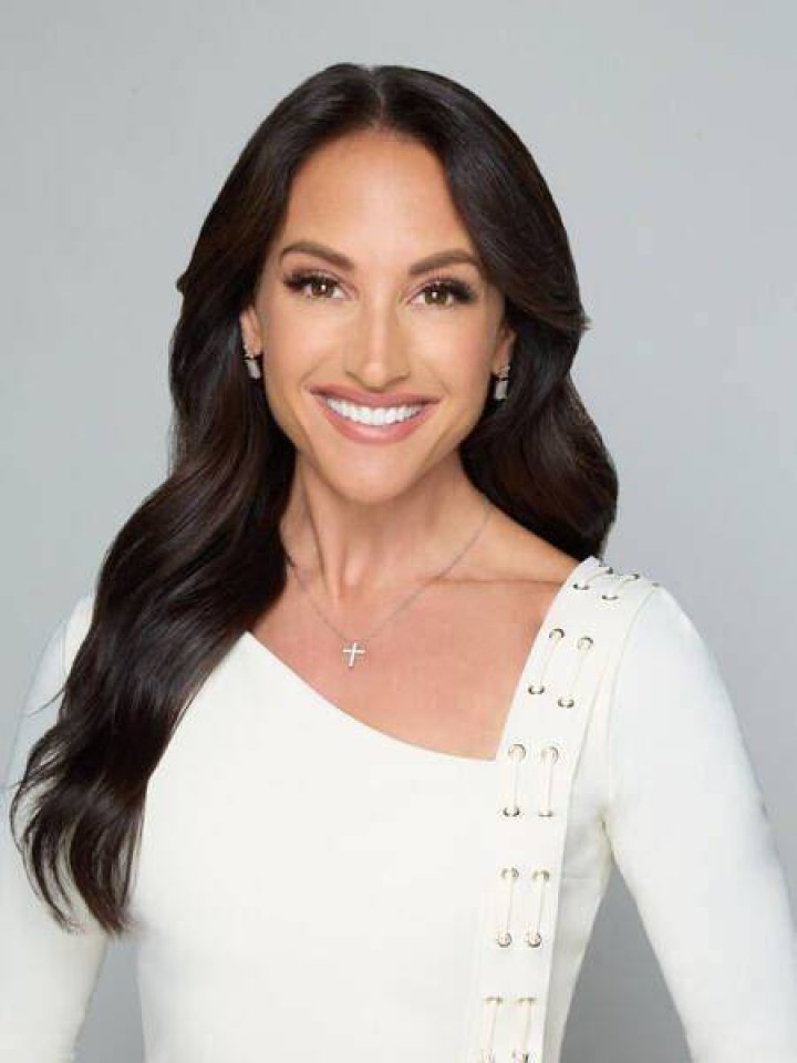 Emily Compagno's height, age, children, husband, profession, salary, profiles, worth Briefly.co.za