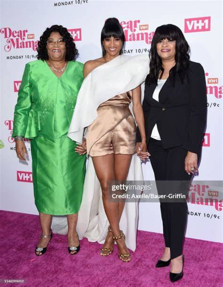 Gladys Stewart, Ciara, and Jackie Harris at the VH1's Annual "Dear Mama: A Love Letter To Mom" at The Theatre at Ace Hotel in Los Angeles, California on May 2, 2019 | Source: Getty Images