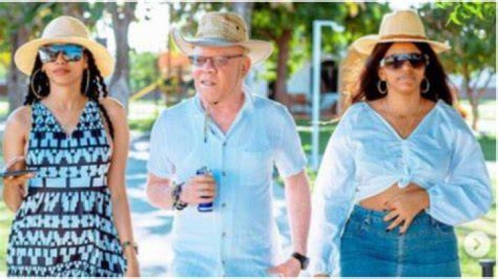 Haji Manara Spotted Having Good Time with His 2 Wives "My Super Queens" Tuko.co.ke