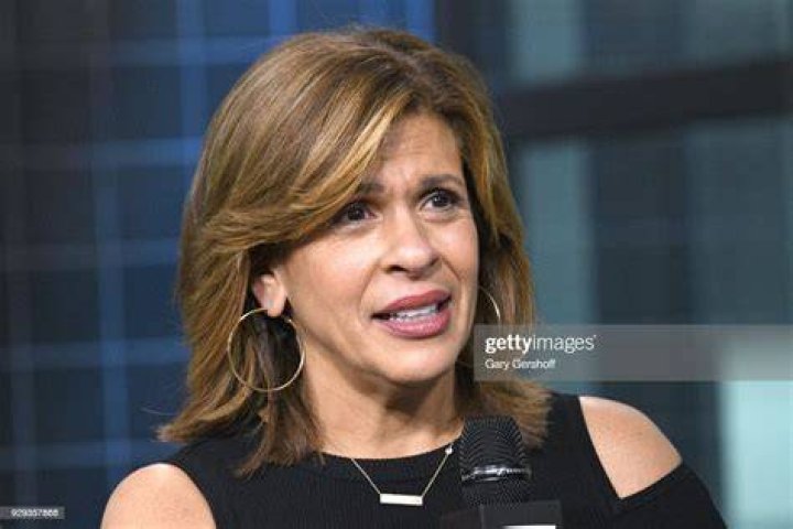 Hoda Kotb visits Build series to discuss her new book | Photo: Getty Images 