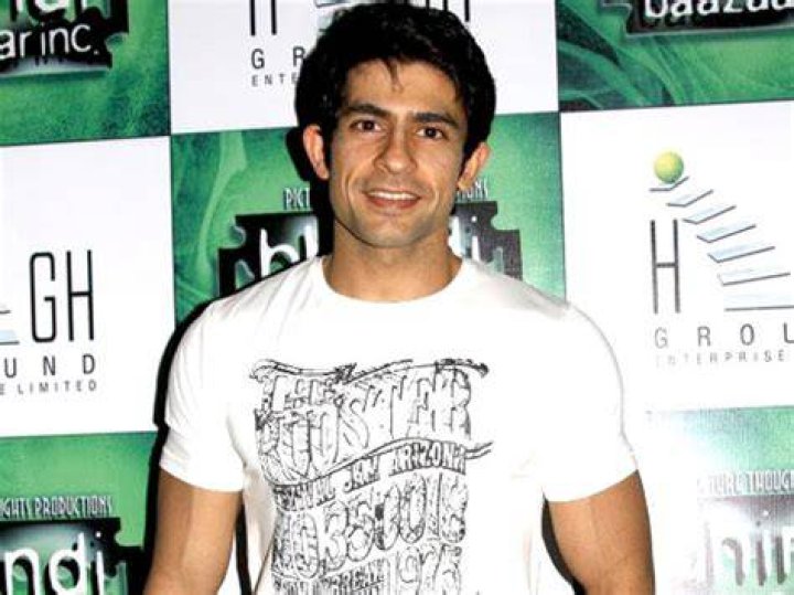 Hussain Kuwajerwala Indian Anchor,Actor and Dancer hot and beautiful pics Free Wallpapers