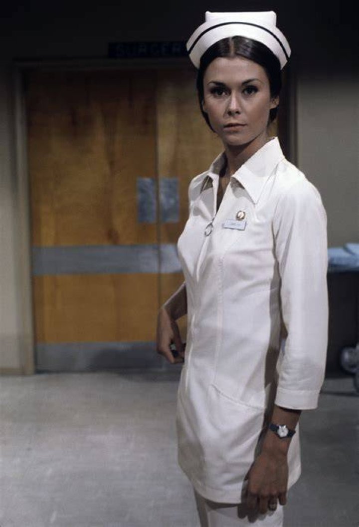 Kate Jackson as a nurse on the set of "The Rookie" on August 1, 1972. | Source: Getty Images
