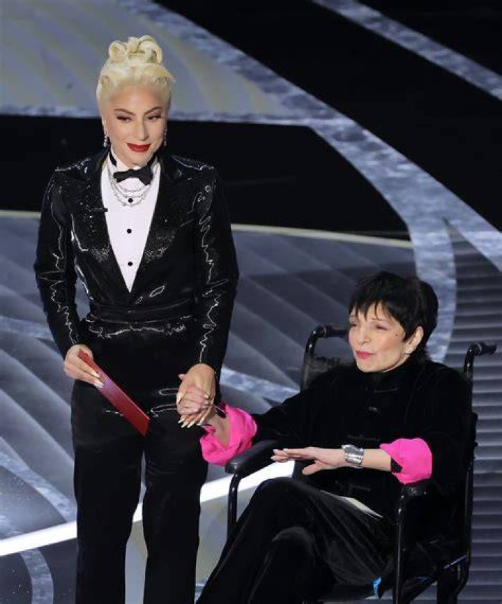 Lady Gaga and Liza Minnelli presenting at the 94th Annual Academy Awards on March 27, 2022, in California | Source: Getty Images