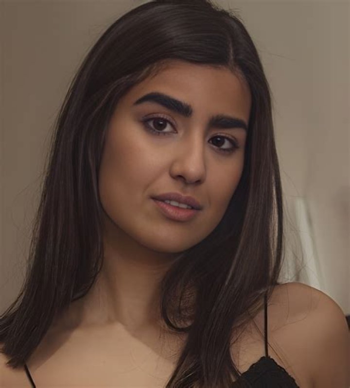 Luna Silver Age, Height, Weight, Wikipedia, Biography, Boyfriend Bollywood Celeb Net Worth