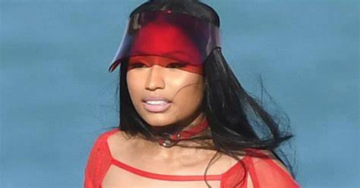 Nicki Minaj flaunts curves to look like a Greek Goddess Photos,Images,Gallery 69069