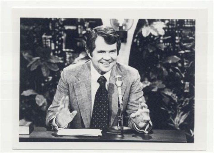 Pat Robertson posing for a picture on October 27, 1993. | Source: Getty Images