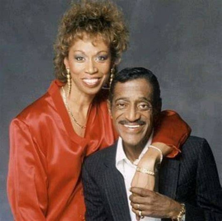 Sammy Davis Jr and her husband May Britt, circa 1960 | Photo: Getty Images