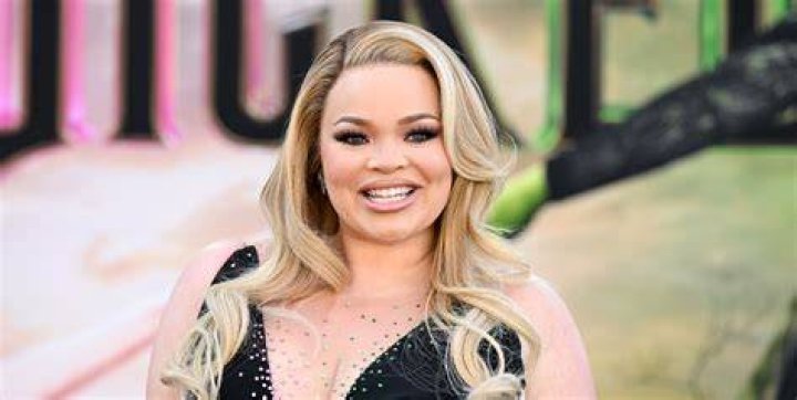 Trisha Paytas and Lena the Plug make 'porn' for OnlyFans in seethrough lingerie shownews