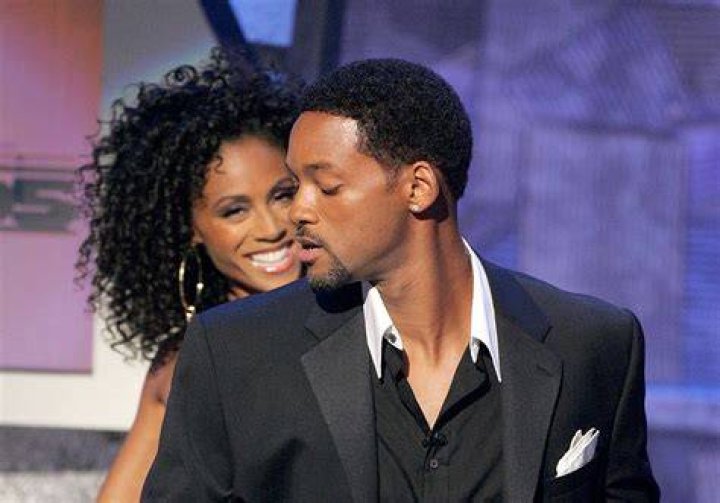 Will and Jada speak onstage at the BET Awards 05 at the Kodak Theatre on June 28, 2005 in Hollywood | Photo: Getty Images