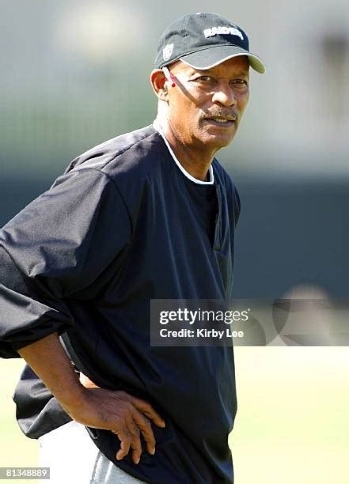 Willie Brown during training camp at the Napa Valley Marriott in Napa, Calif. on Saturday, July 30, 2005. | Source: Getty Images